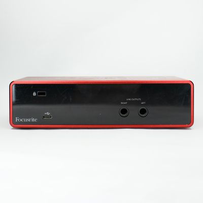Used AS/IS Focusrite Scarlett 2i2 Studio 3rd Gen