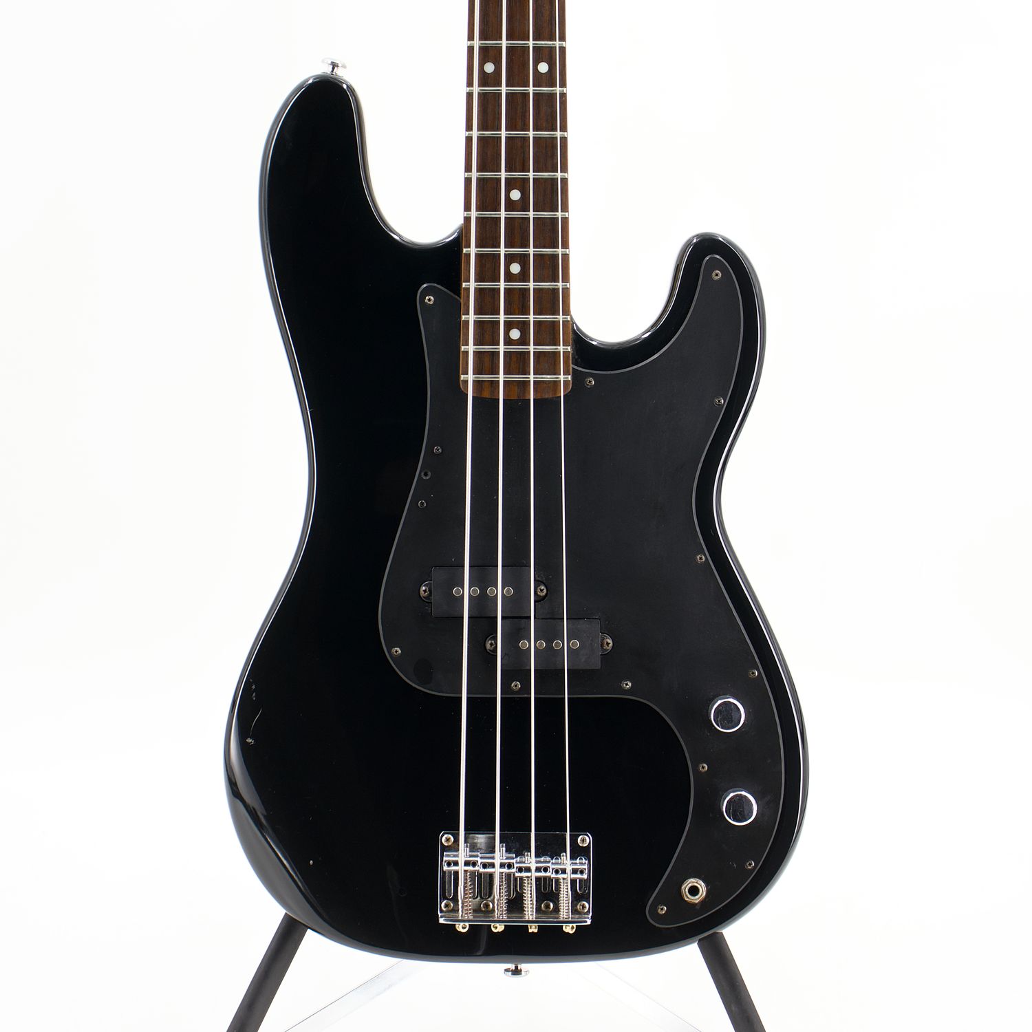 Used Silvertone LB11/BK Black Precision-Style Electric Bass Guitar - Good Condition