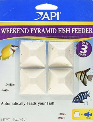 API Weekend Pyramid Fish Feeder  3-Day  4-Count Pack