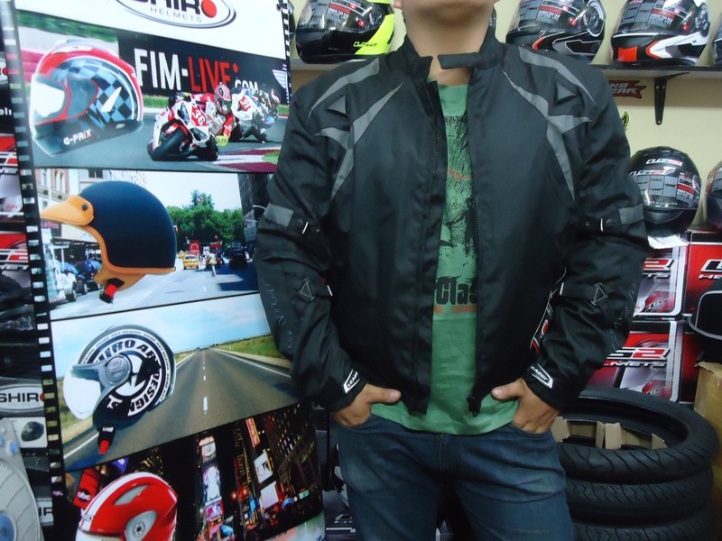 Casaca Para Moto Con Protectores