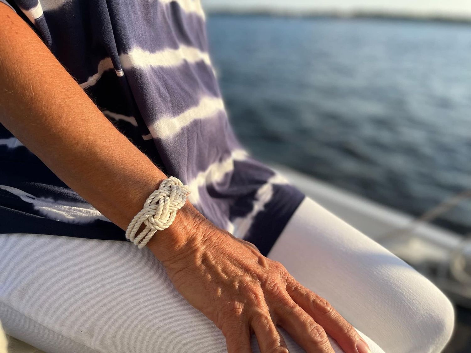 Woman's Knotted Bracelet