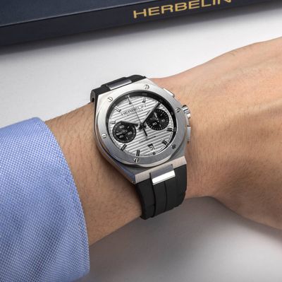 Montre "CAP CAMARAT" – Chronophage – Acier & Noir