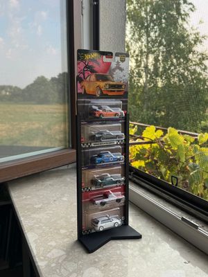 Stojak na 6 aut 1:64 kompatybilny z Hot Wheels Premium