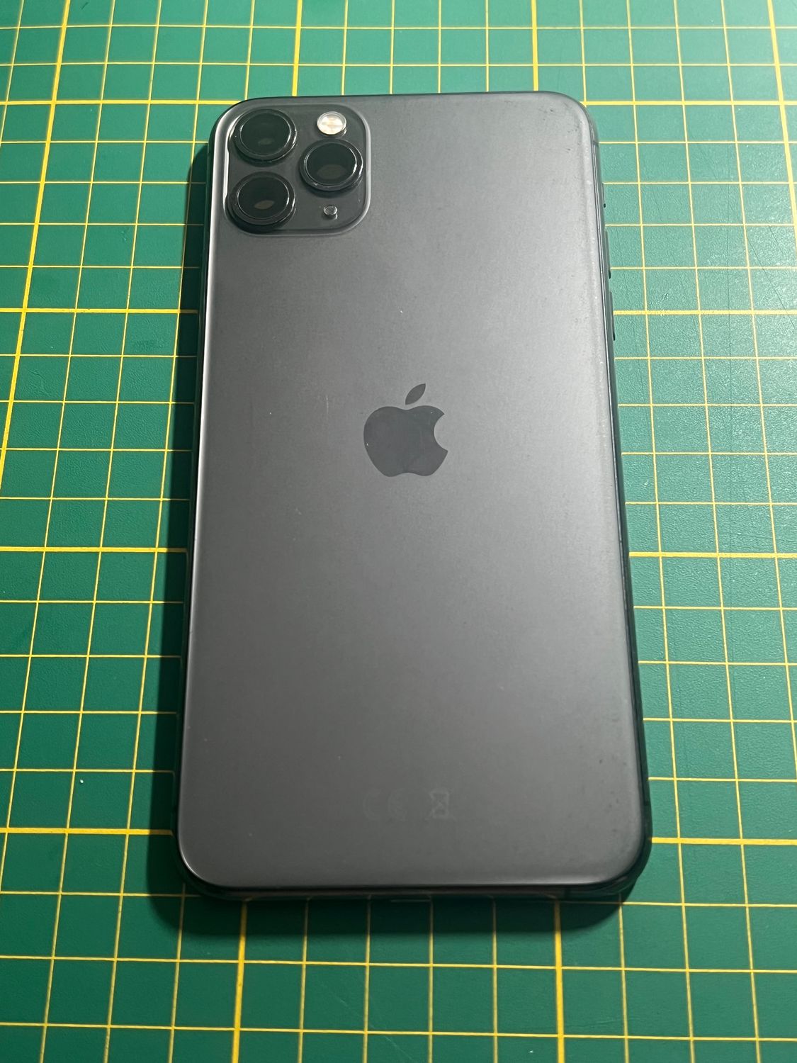iPhone 11 Pro Max Grafitowy korpus ORYGINALNY DEMONTAŻ