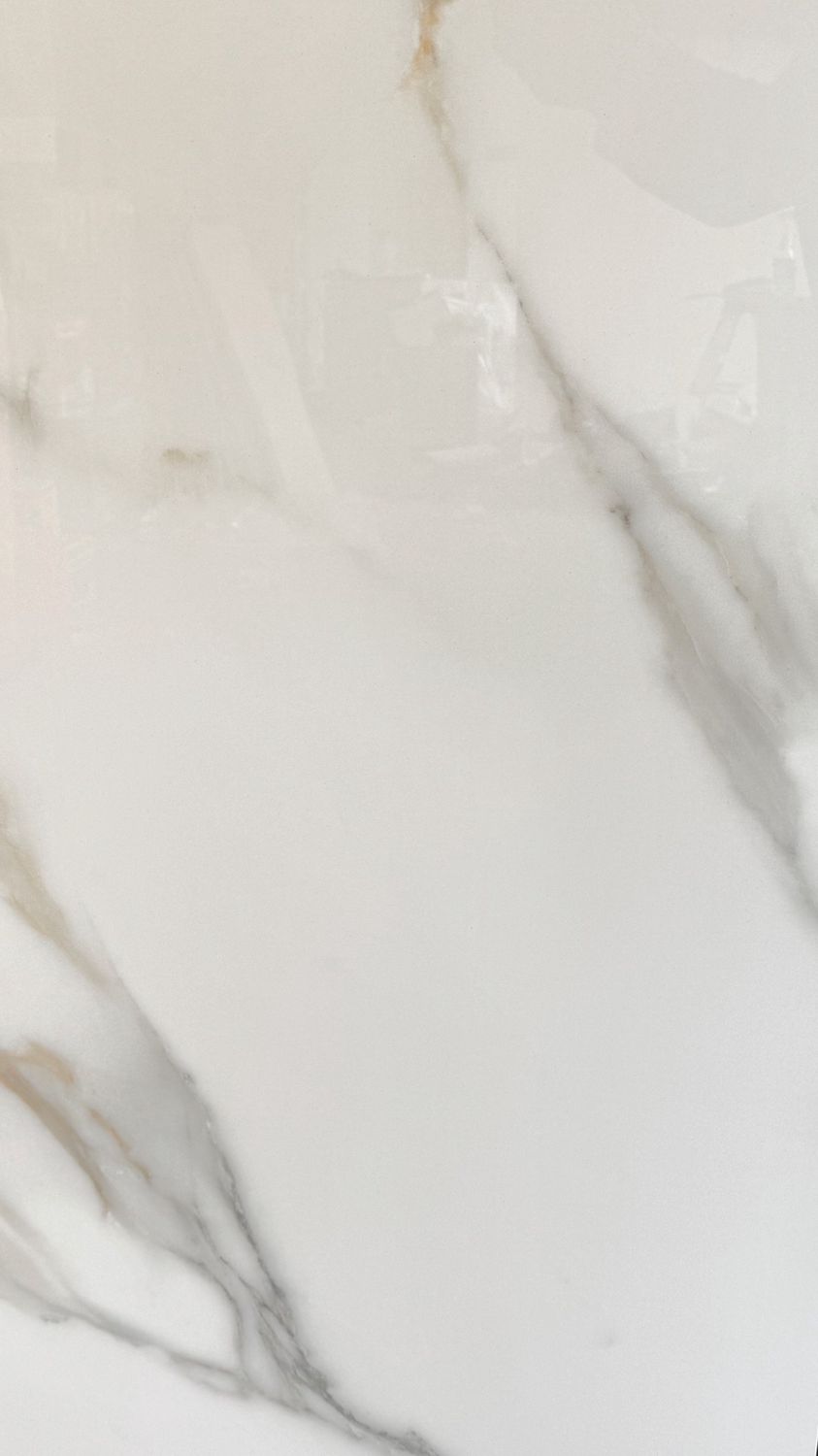 LACASTE GOLD, Size: 2&#39;x4&#39; purchase less than 1100 sqft
