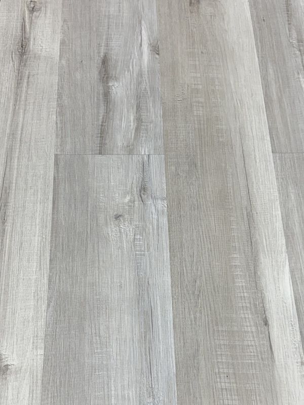 HUNTER 7mm Vinyl Flooring 1524x227.5x7mm (5+2mm) 22.39sf/box