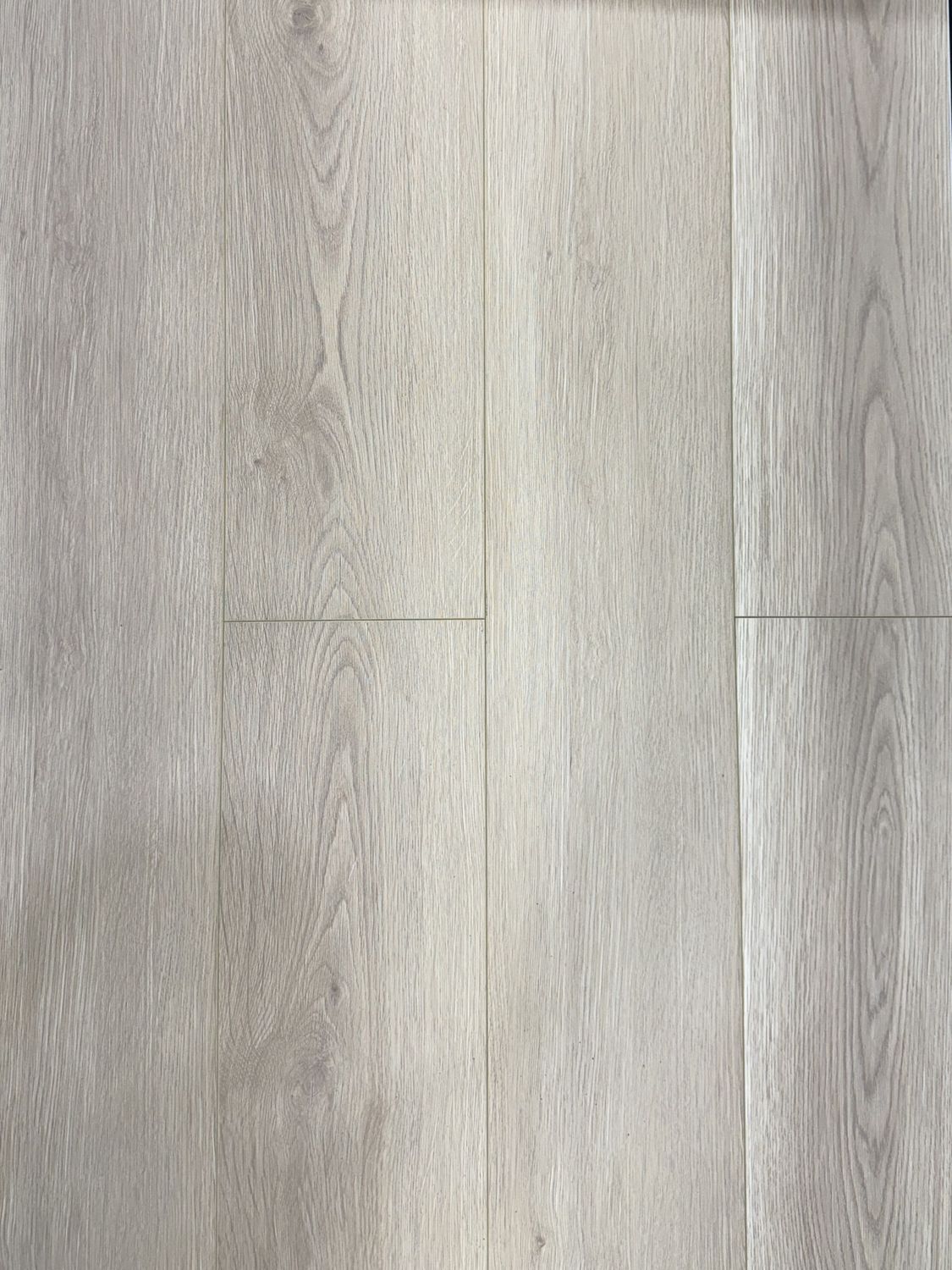 Bylot Oak 12.3mm Laminate Flooring 72 Hour Waterproof 19.11sf/box