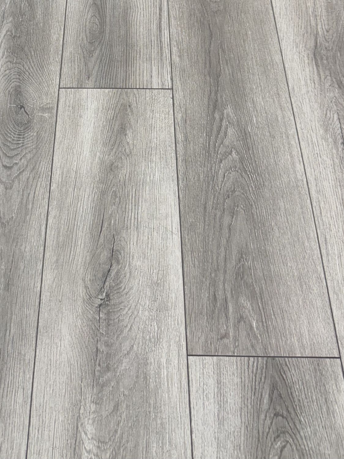 MARS 12.3mm Laminate Flooring Aqua Seal Technology 1215x195mm 20.40sf/box, Size: Purchase less than 1100 sqft