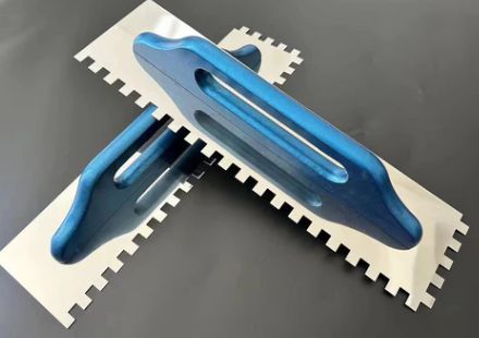 BIG TROWEL WITH LONG HANDLE