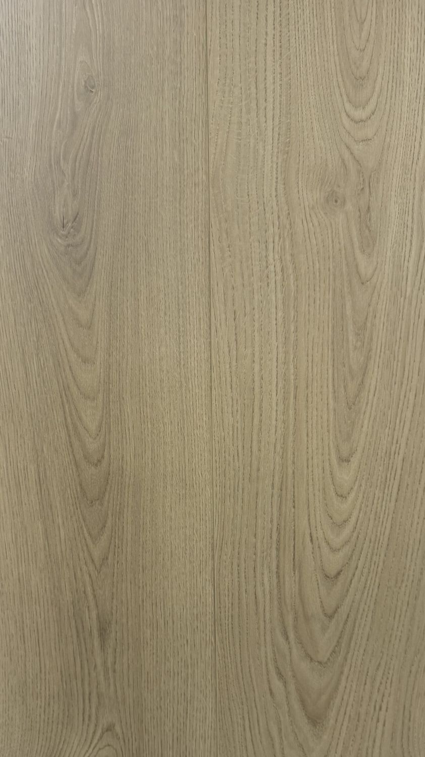 Family - 1220*239mm*12.5mm - AC5 Laminate  - Water resistance - 22  / SQFT