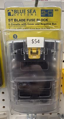 6 BLADE FUSE BOX W/ GROUND BAR BLUE SEA