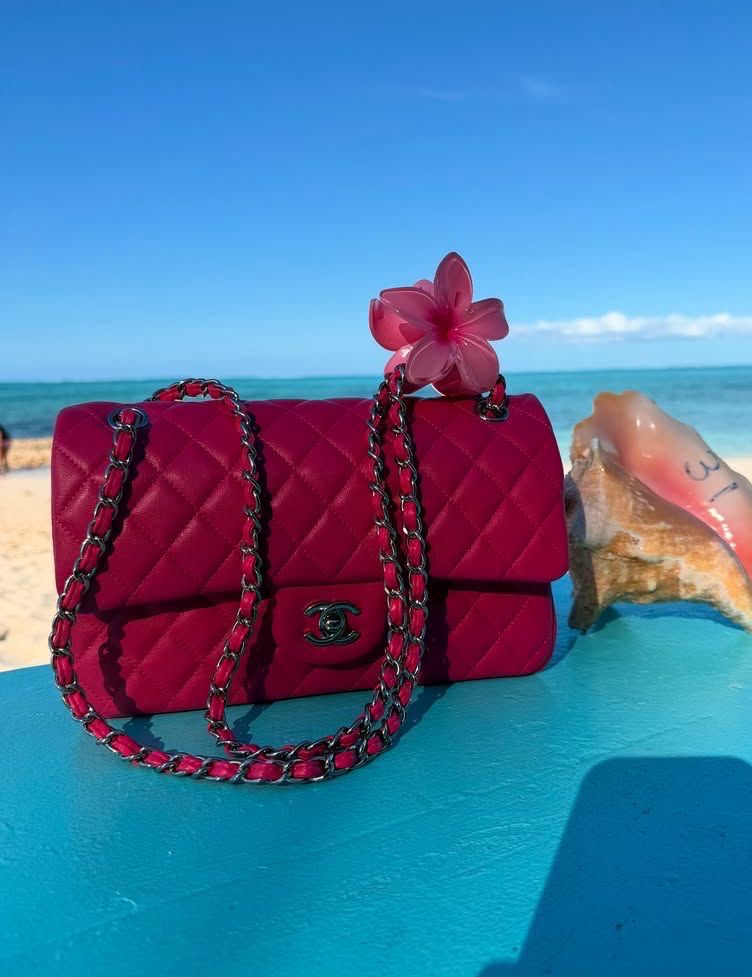 Luxe Bloom Quilted Shoulder Bag
