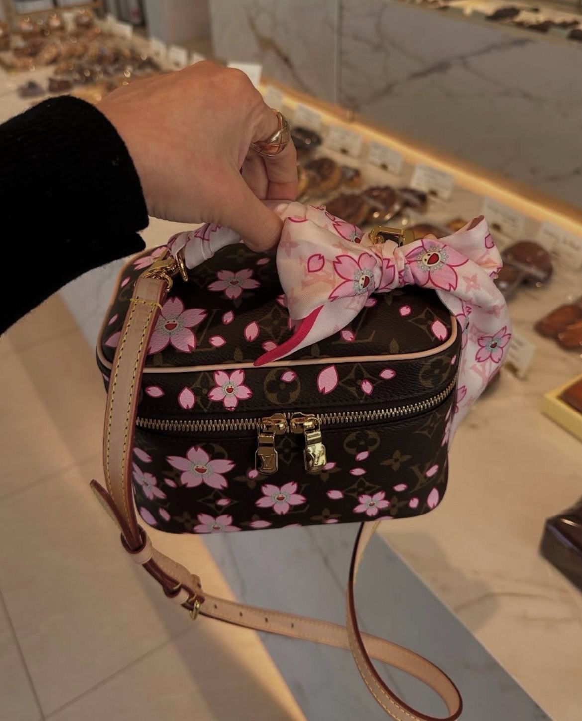 Luxe Vanity Blossom Travel Case