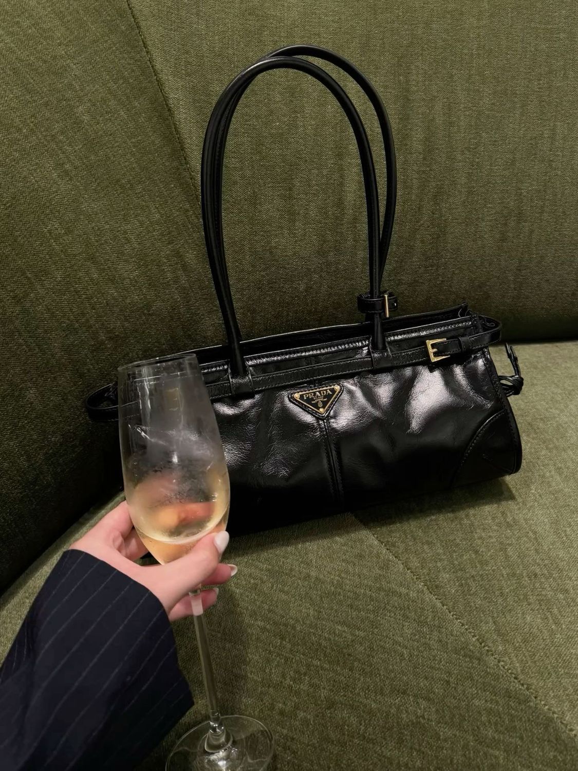 Vault Signature Shoulder Bag