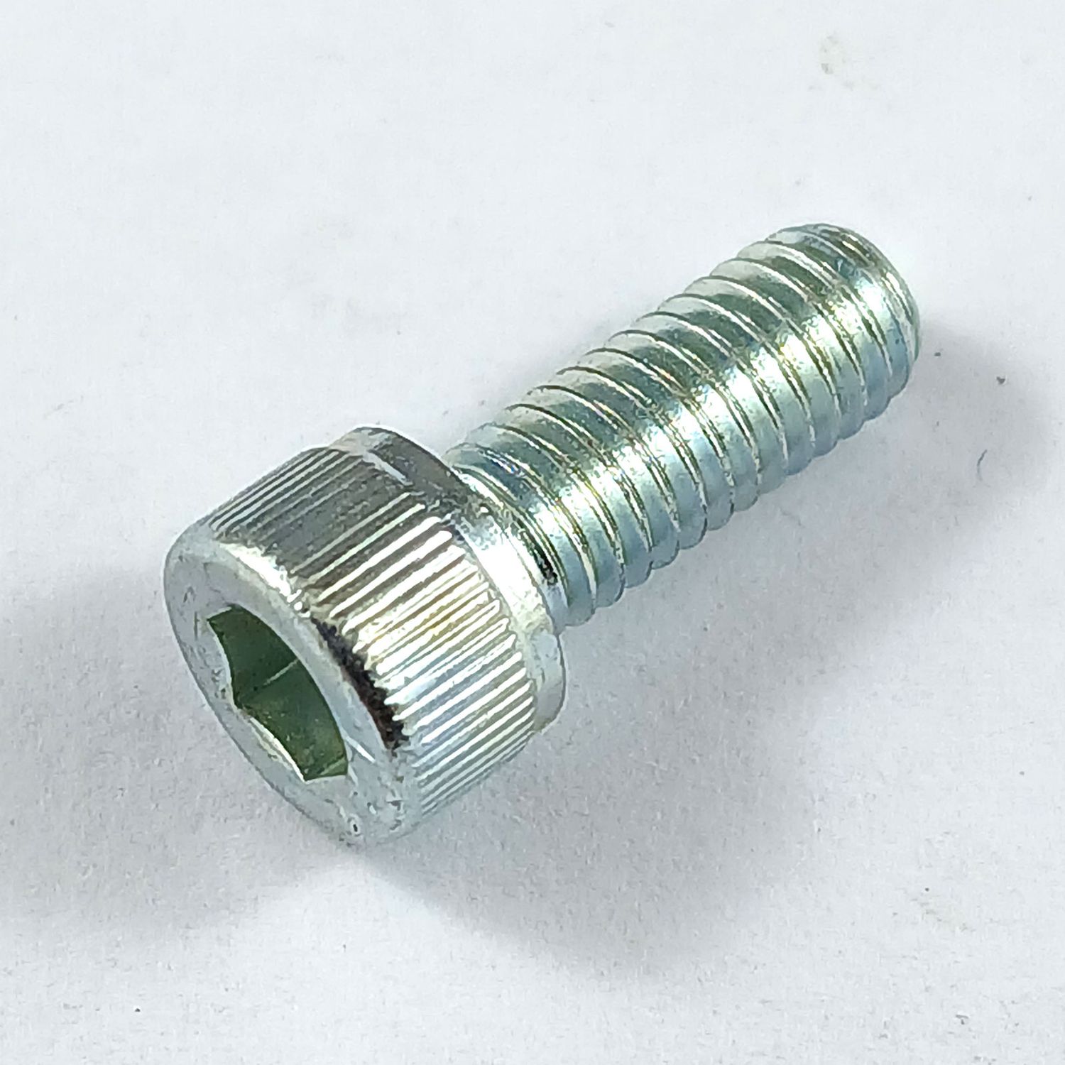 10-32 x 1/2 10-32 x 1/2" UNF Socket Head Steel Bolt