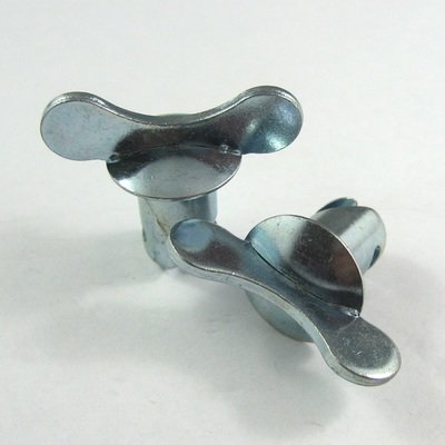 7/16" Winged Steel Quarter Turn Fastener