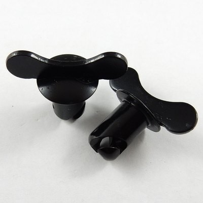 7/16" Winged Black Steel Quarter Turn Fastener