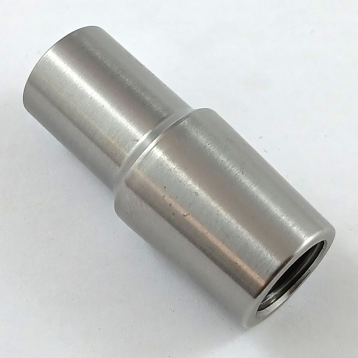 1/2" UNF Weld In Bung for 3/4" OD Tube - Right Hand Thread