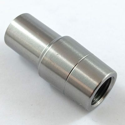 1/2" UNF Weld In Bung for 3/4" OD Tube - Left Hand Thread