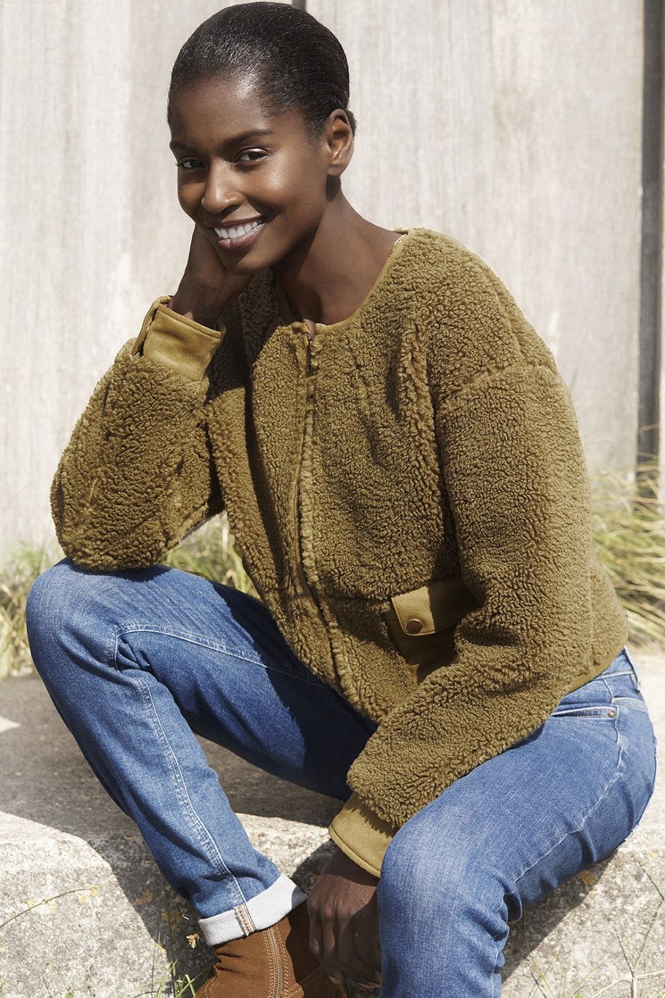 SHORT TEDDY JACKET WITH POCKETS SHORT TEDDY JACKET WITH POCKETS