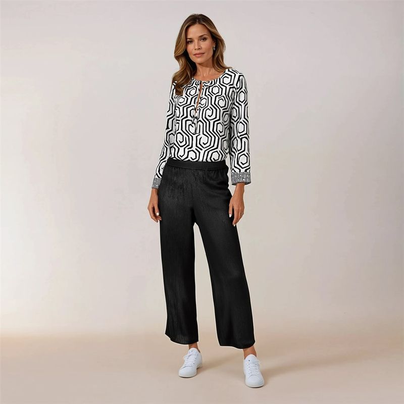 Black &amp; Brights Geo AOP Blouse - Offwhite/Black