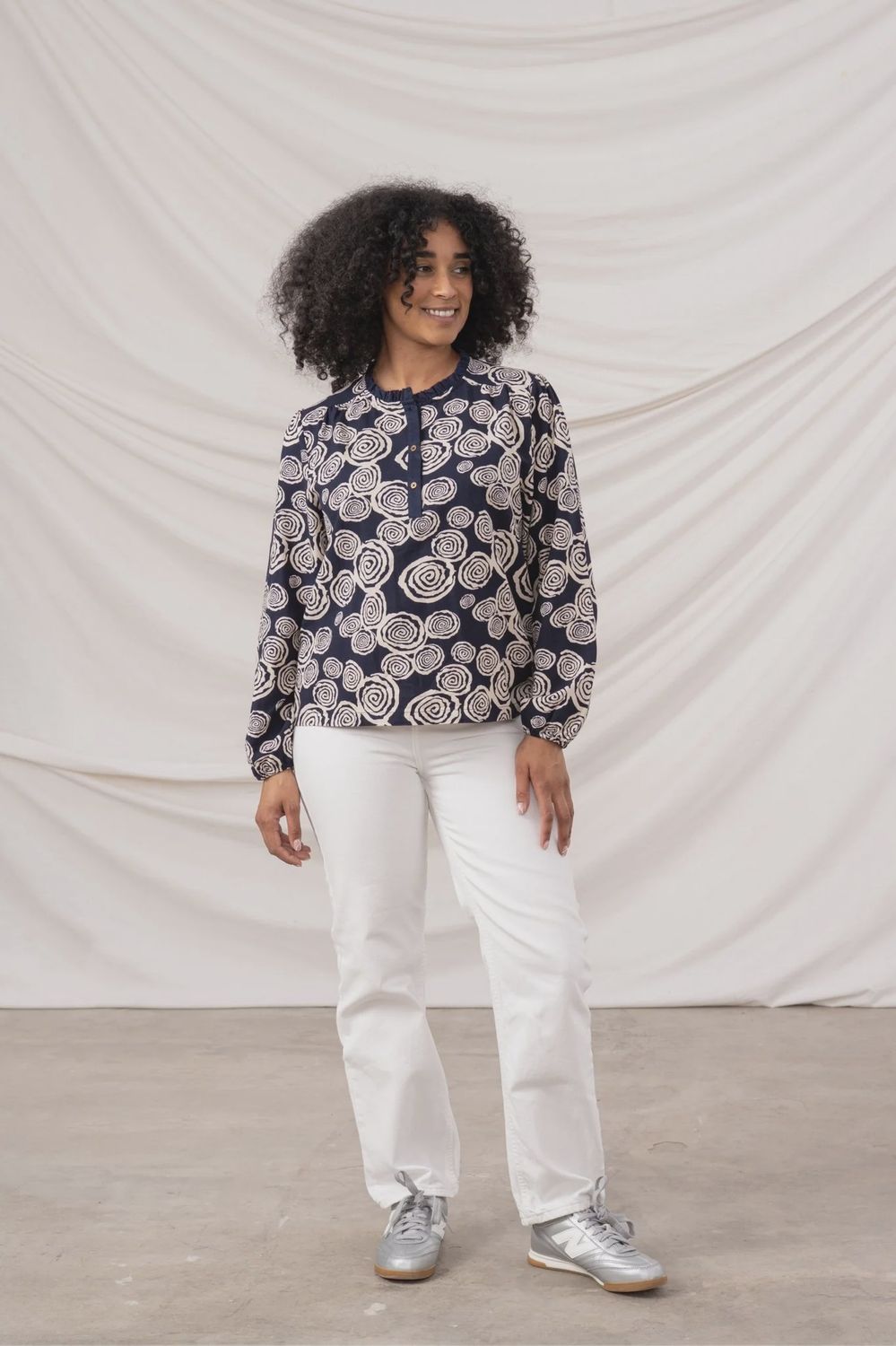 Juliette Blouse - Navy Swirl