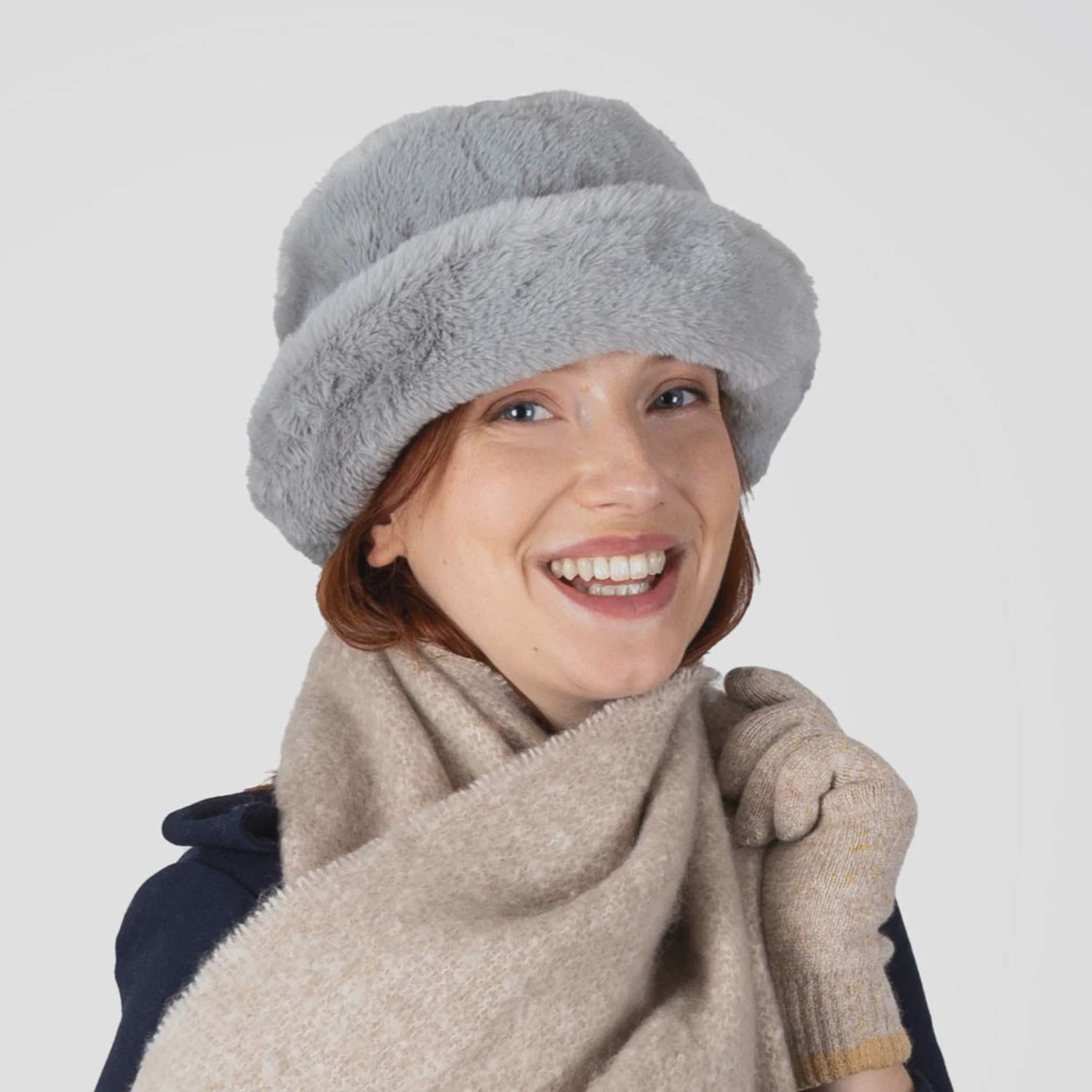 Women’s Faux Fur Bucket Hat - Dove Grey