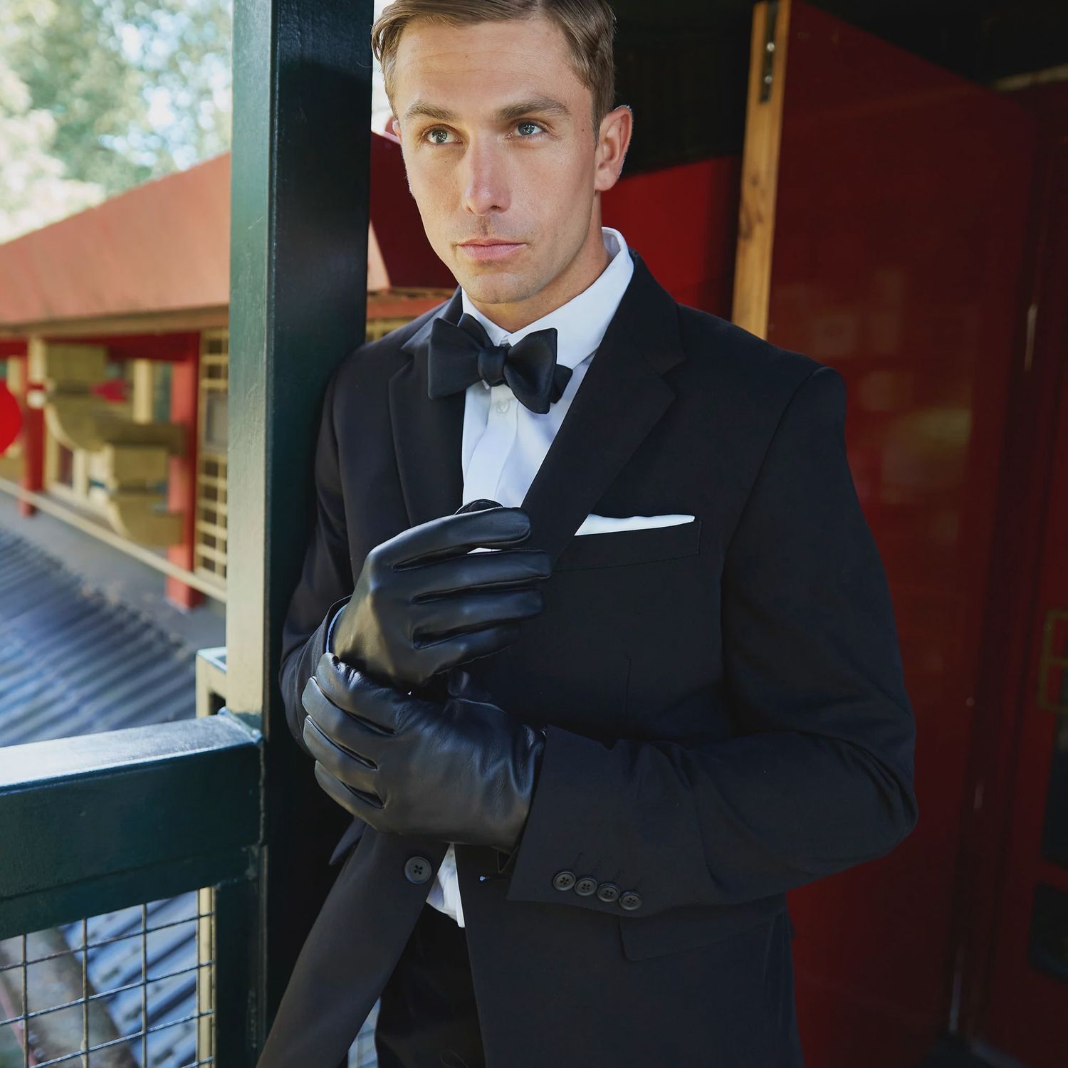 Daniel James Bond Leather Gloves