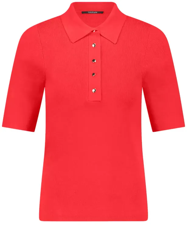 Woman In Red Knitted Polo Shirt - Aperol