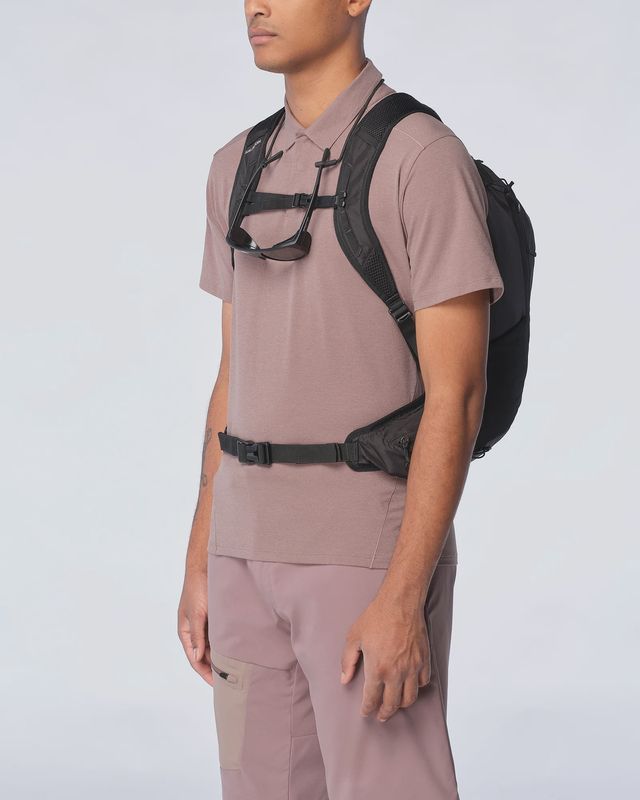 TRAILBLAZER 20 Hiking Bag - Black/Alloy