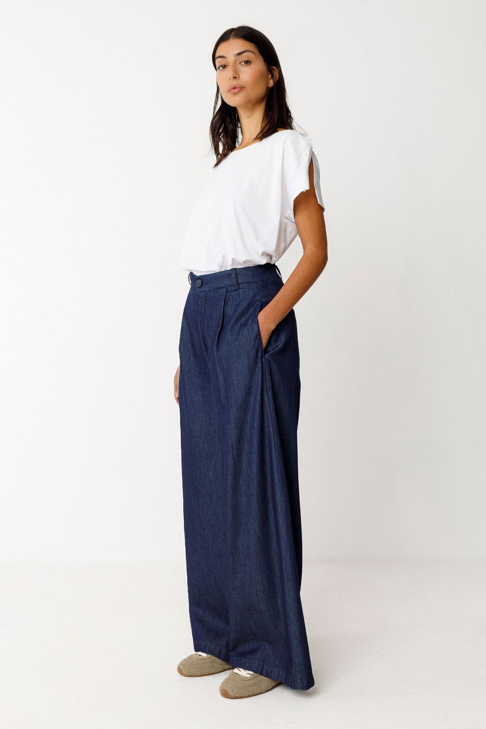 Ena - GOTS Trouser in Raw Denim