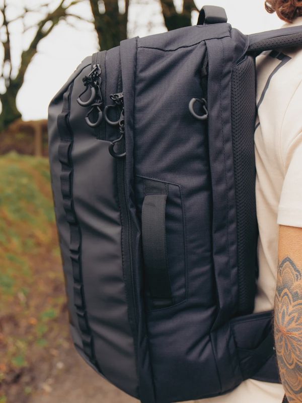 Venture Pack - Black