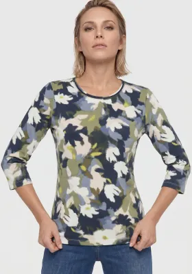 Modern Balance Leaf Camouflage Print 3/4 Sleeve Top |Moss Green
