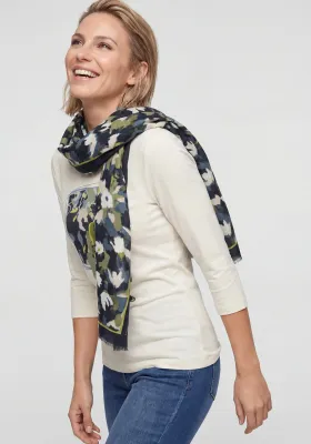 Modern Balance Leaf Camouflage Print Scarf with Decorative Border