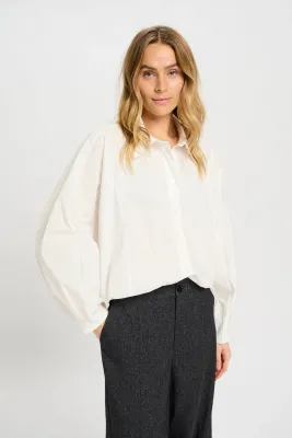 Balloon Long Sleeve Shirt in White Balloon Long Sleeve Shirt in White