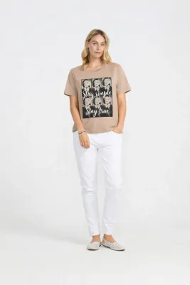 Small Faces O Tee in Sand/Black