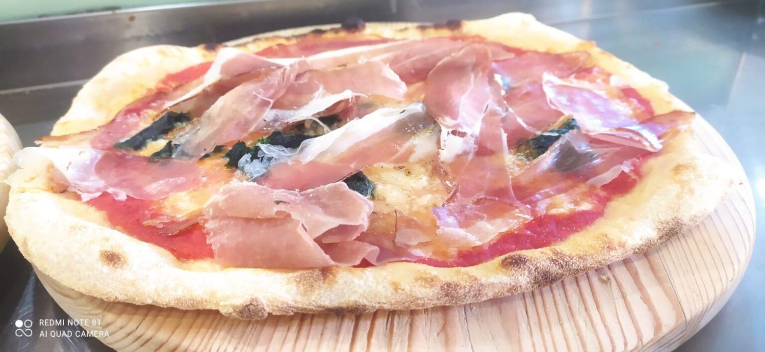 PIZZA TIROLESE