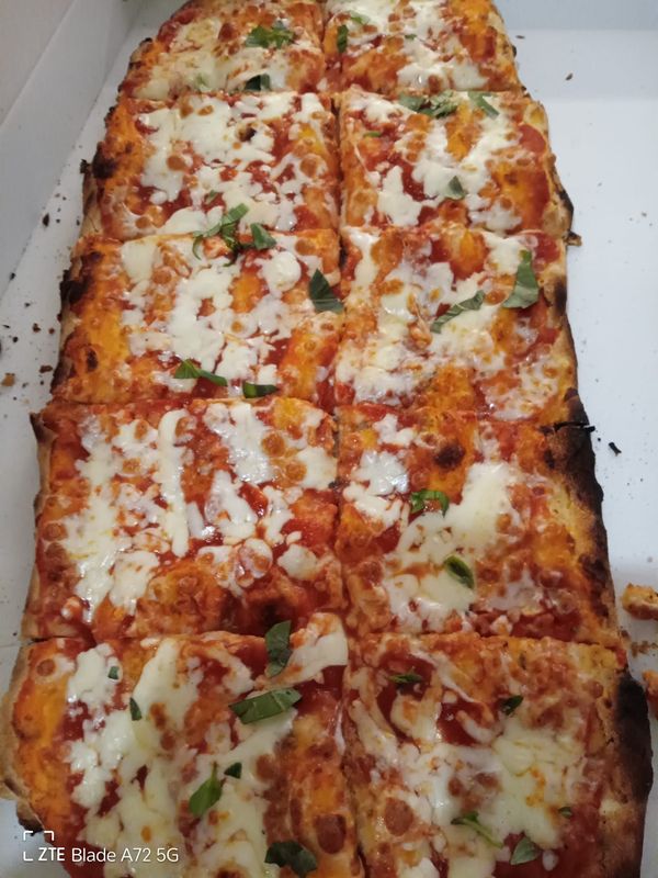 PINSA ROMANA MARGHERITA