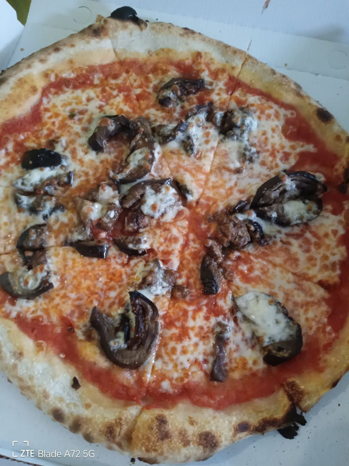 PIZZA MELANZANE AL FORNO