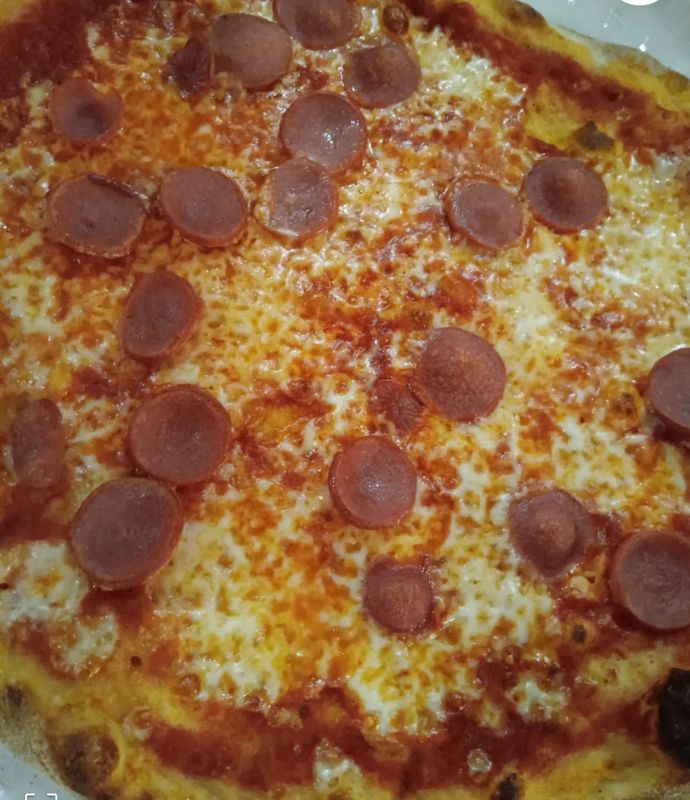 PIZZA WÜRSTEL