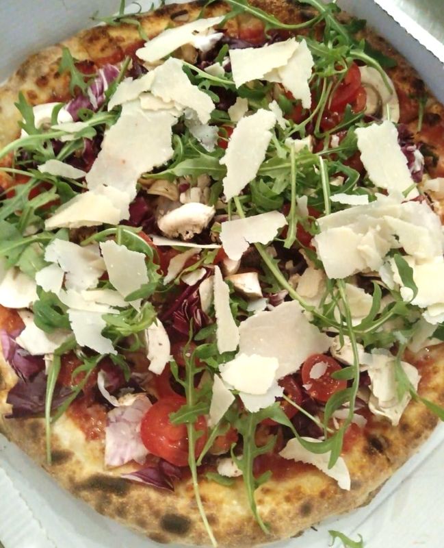 PIZZA MAGICA
