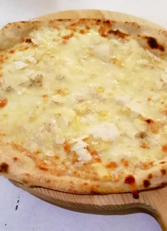 PIZZA QUATTRO FORMAGGI
