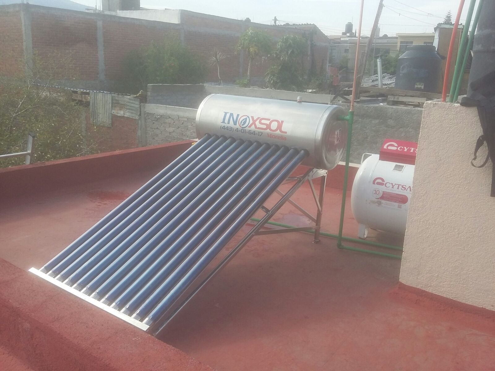 Calentador Solar INOXSOL de 10 Tubos - 116 Litros