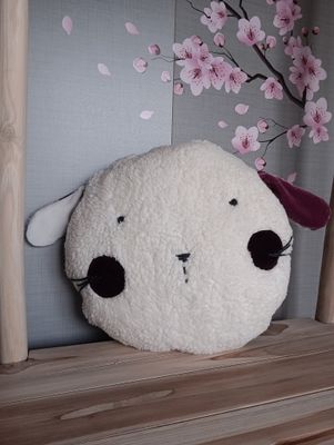 Coussin "lapin-cœur"