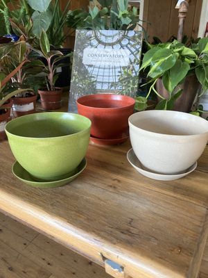 Footed Bowl &amp; Saucer