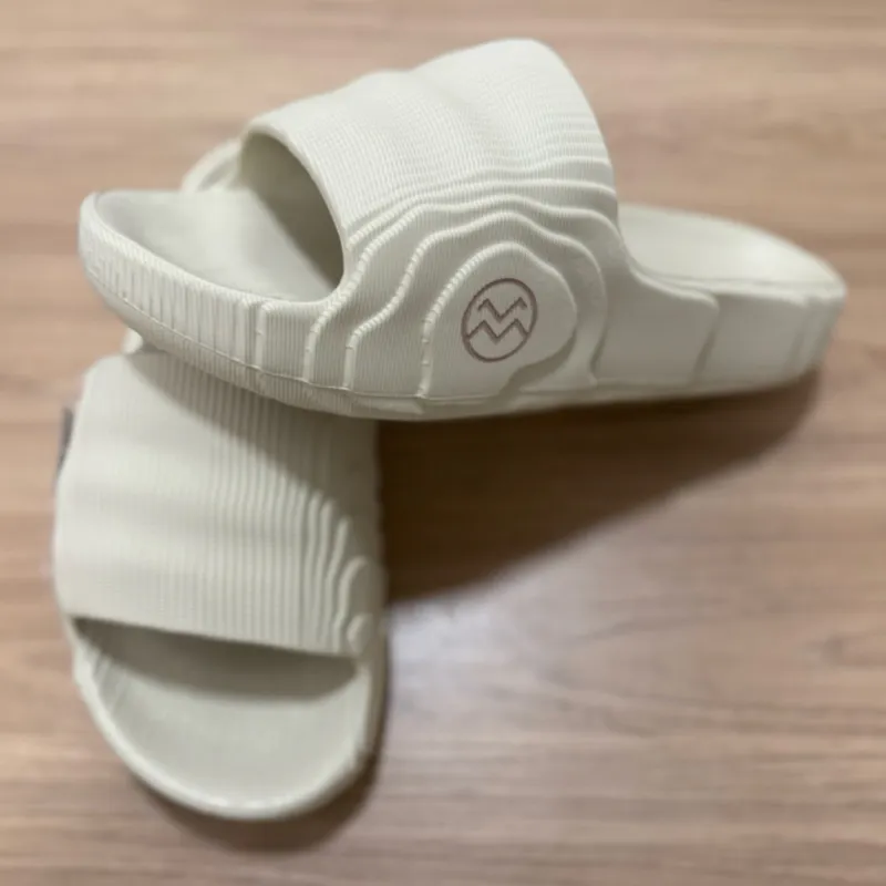 Cloud Step 3D Slides in Off White