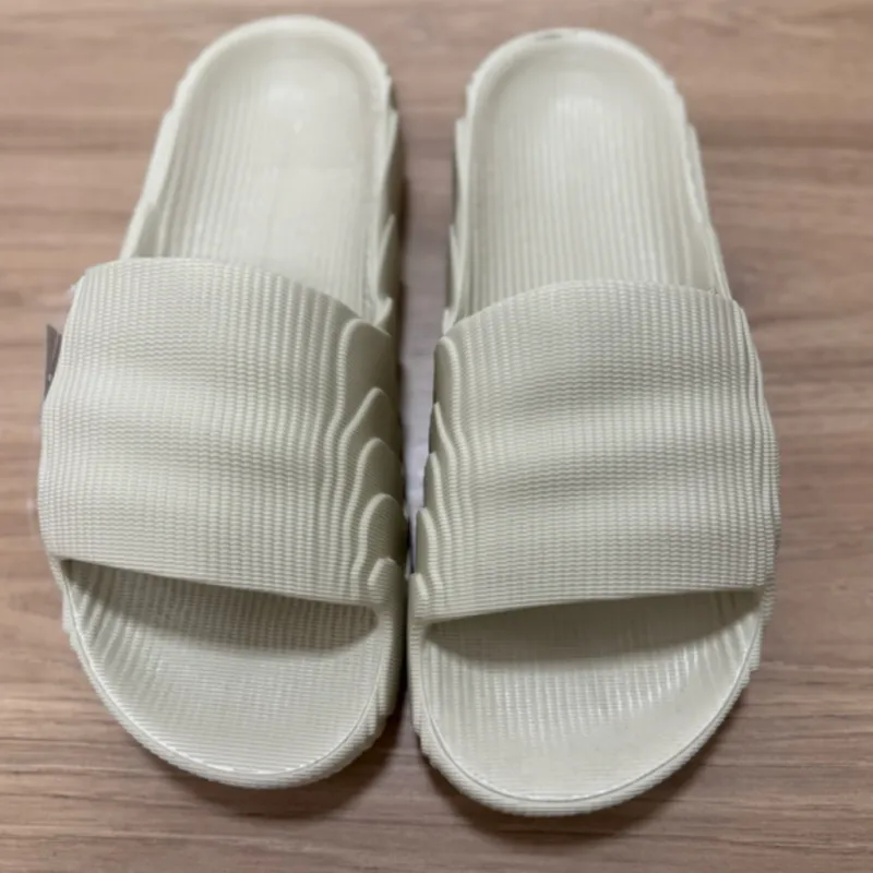Cloud Step 3D Slides in Off White