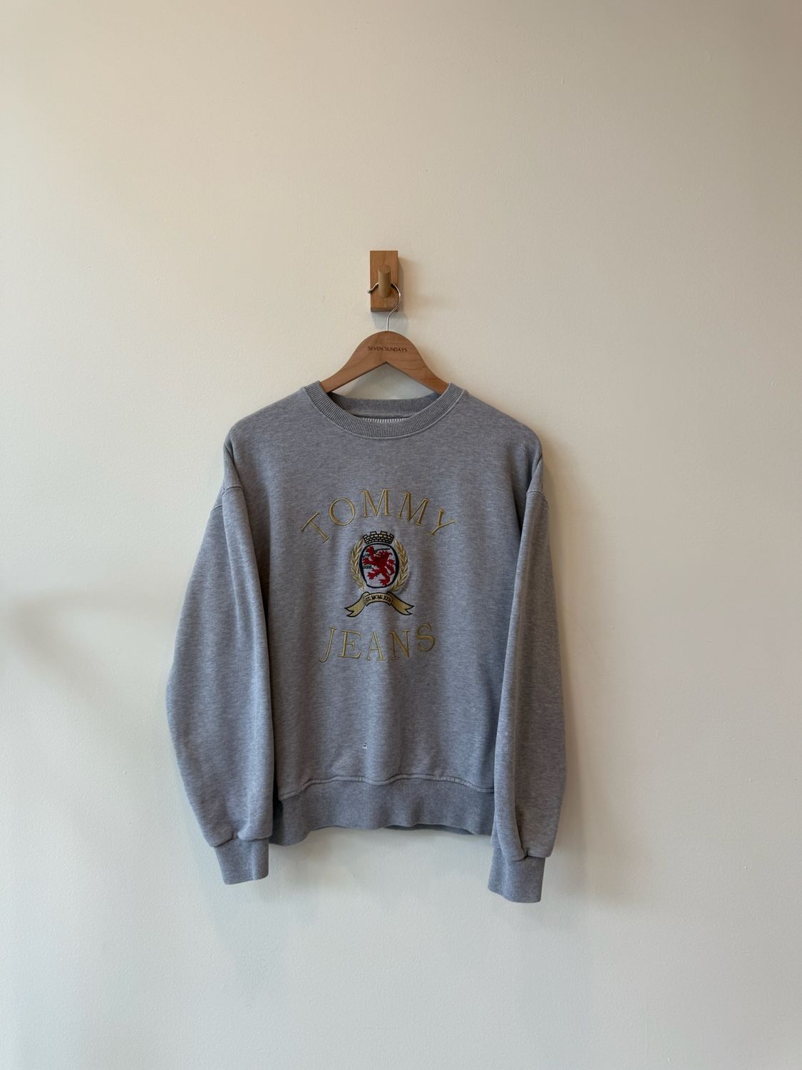 1A3 - Tommy Jeans Crew Grey 