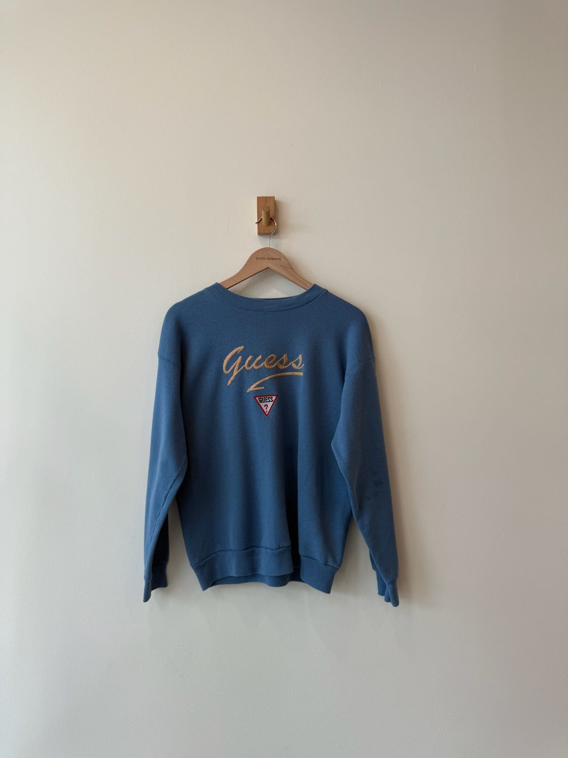 1A3 - Guess Cursive Logo Crew 90s 