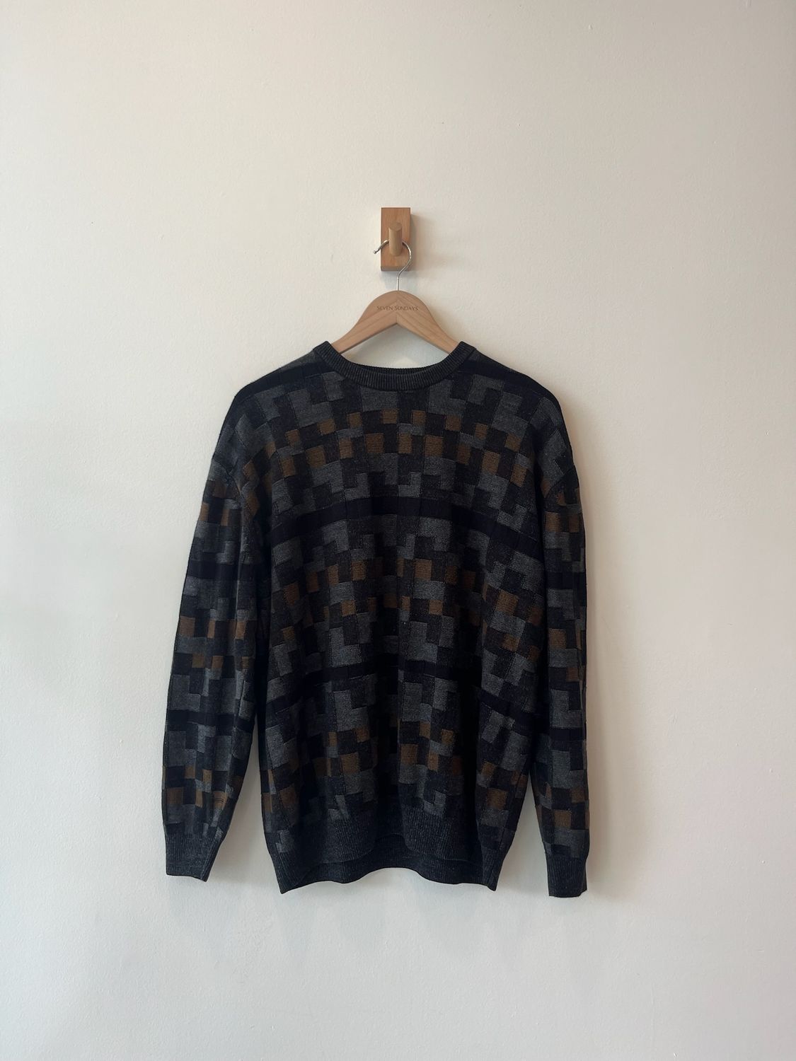 1A3 - Van Heusen Knit Sweater 